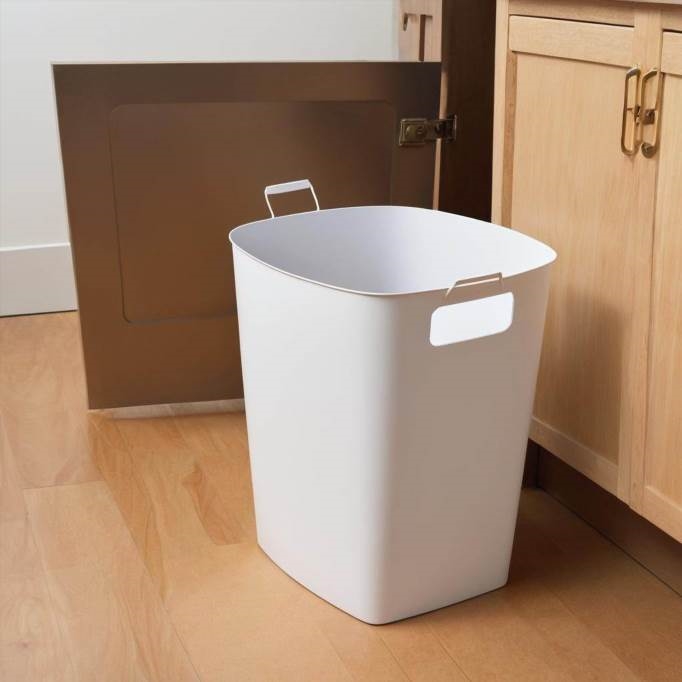 Gdzie bezpiecznie wyrzucać pieluchy dla środowiska